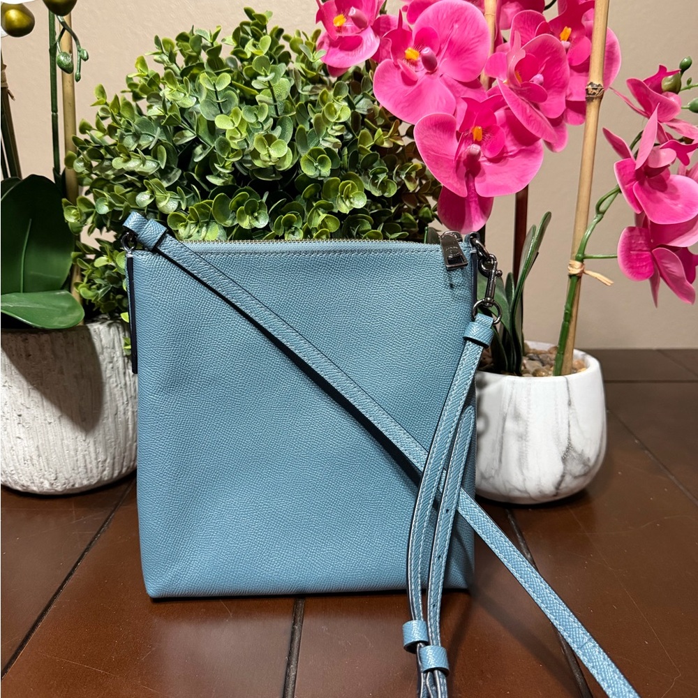 Coach Blue Rare gunmetal crossbody with Heart Appliqué - Picture 2 of 13